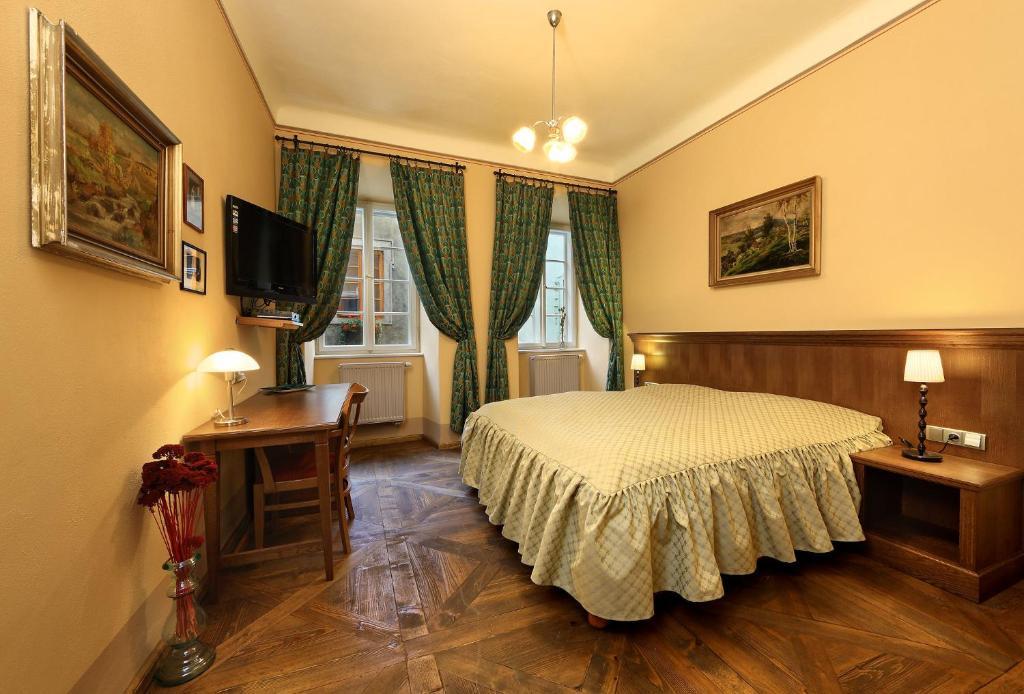Hotel Edward Kelly Cesky Krumlov Phòng bức ảnh