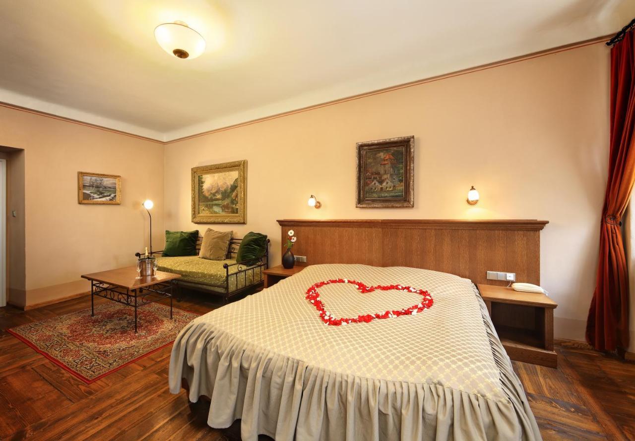 Hotel Edward Kelly Cesky Krumlov Ngoại thất bức ảnh